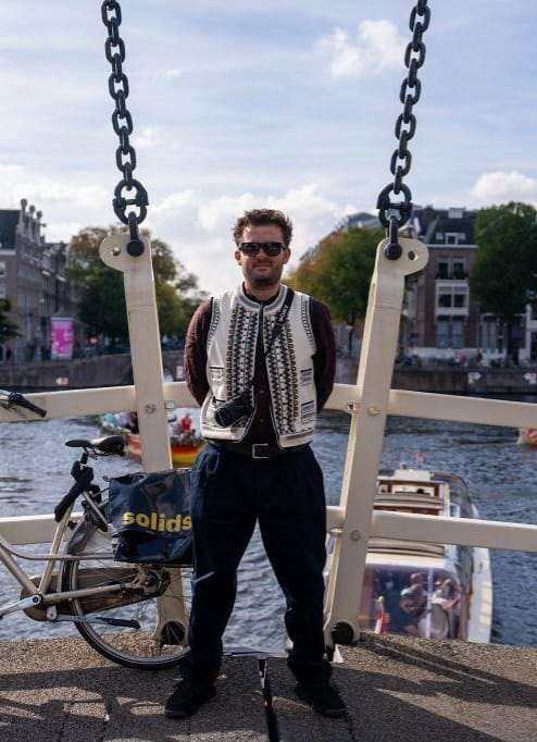 Adrian, oprichter van De Honing Koning, in Amsterdam